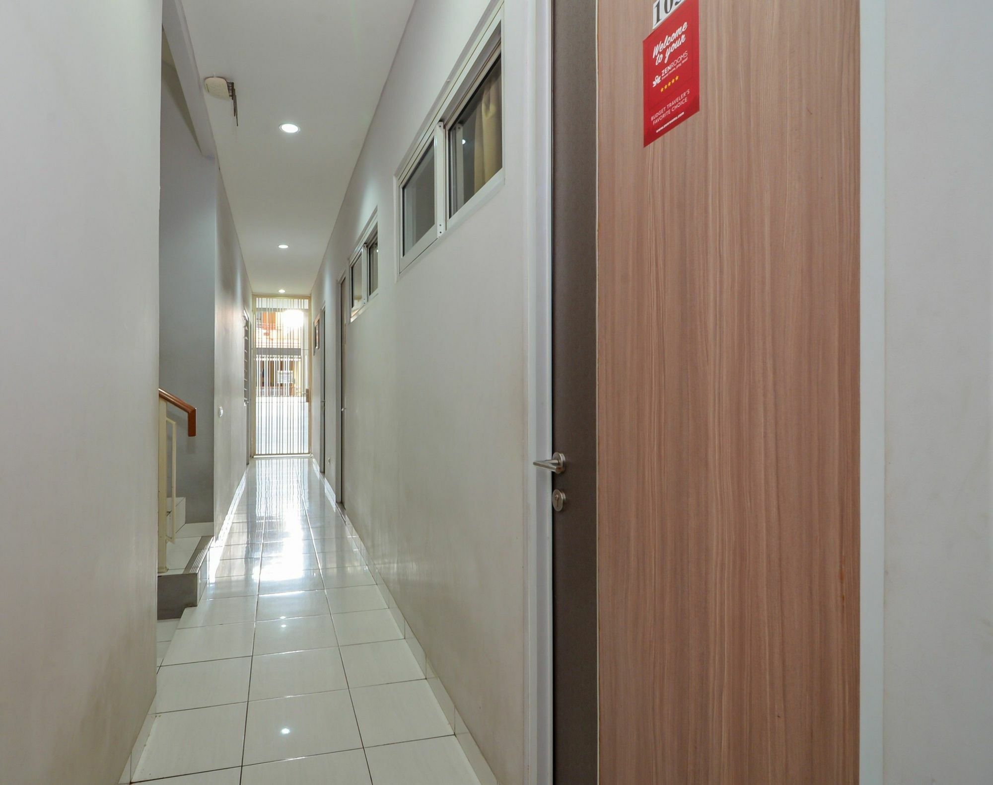 Zen Rooms Karet Pedurenan Джакарта Екстер'єр фото