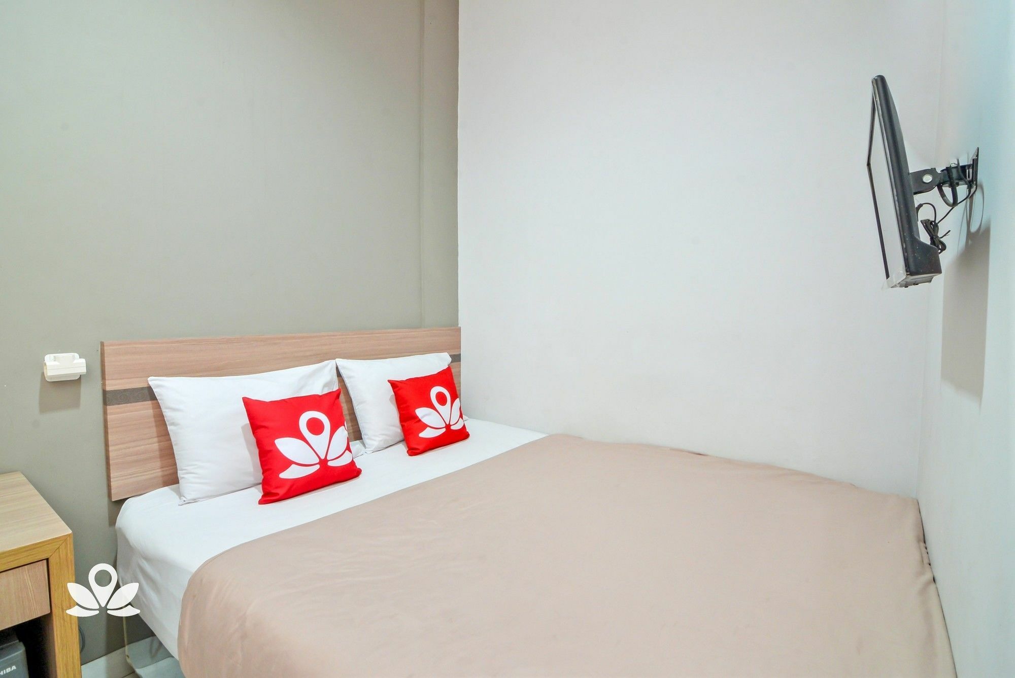 Zen Rooms Karet Pedurenan Джакарта Екстер'єр фото