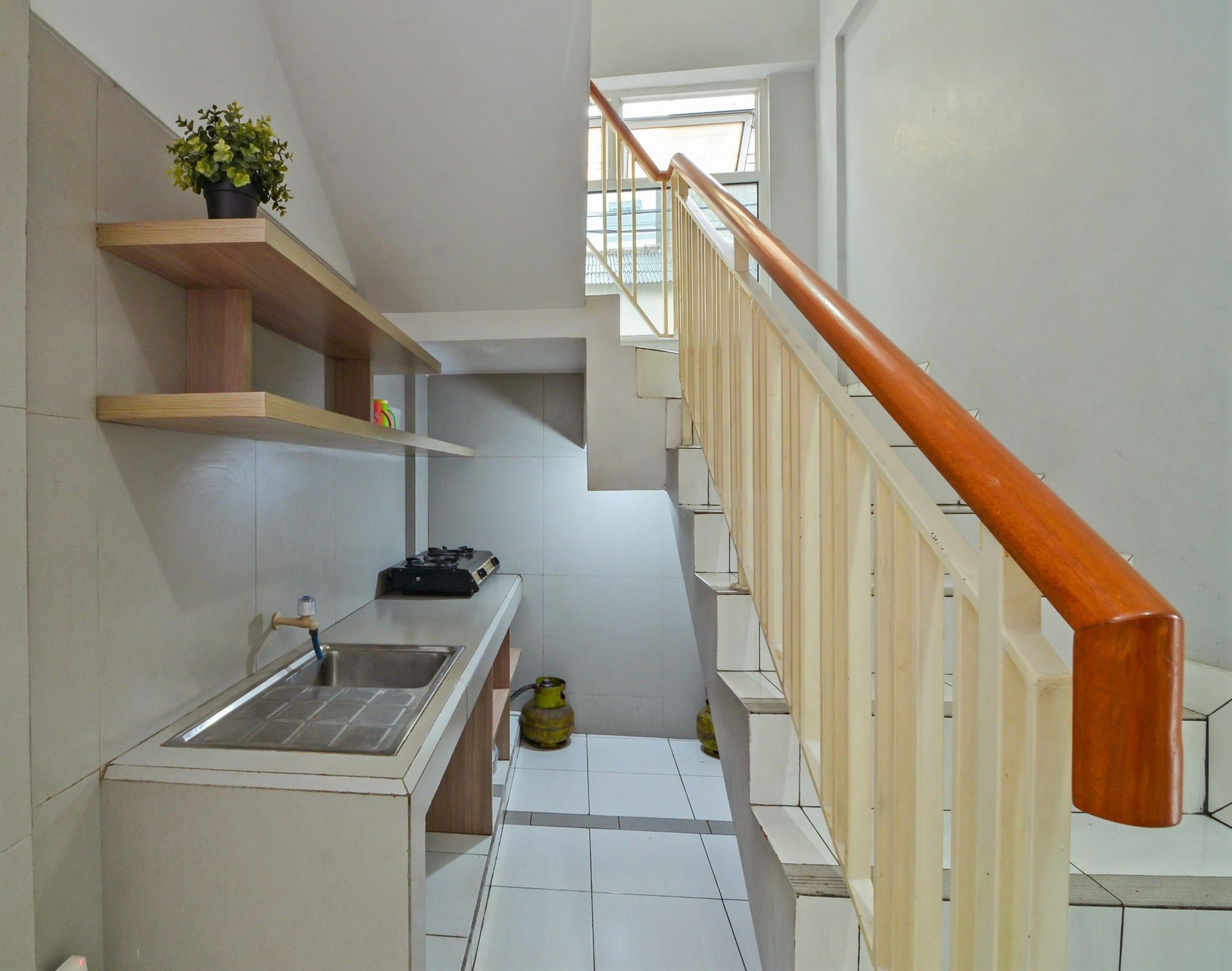 Zen Rooms Karet Pedurenan Джакарта Екстер'єр фото